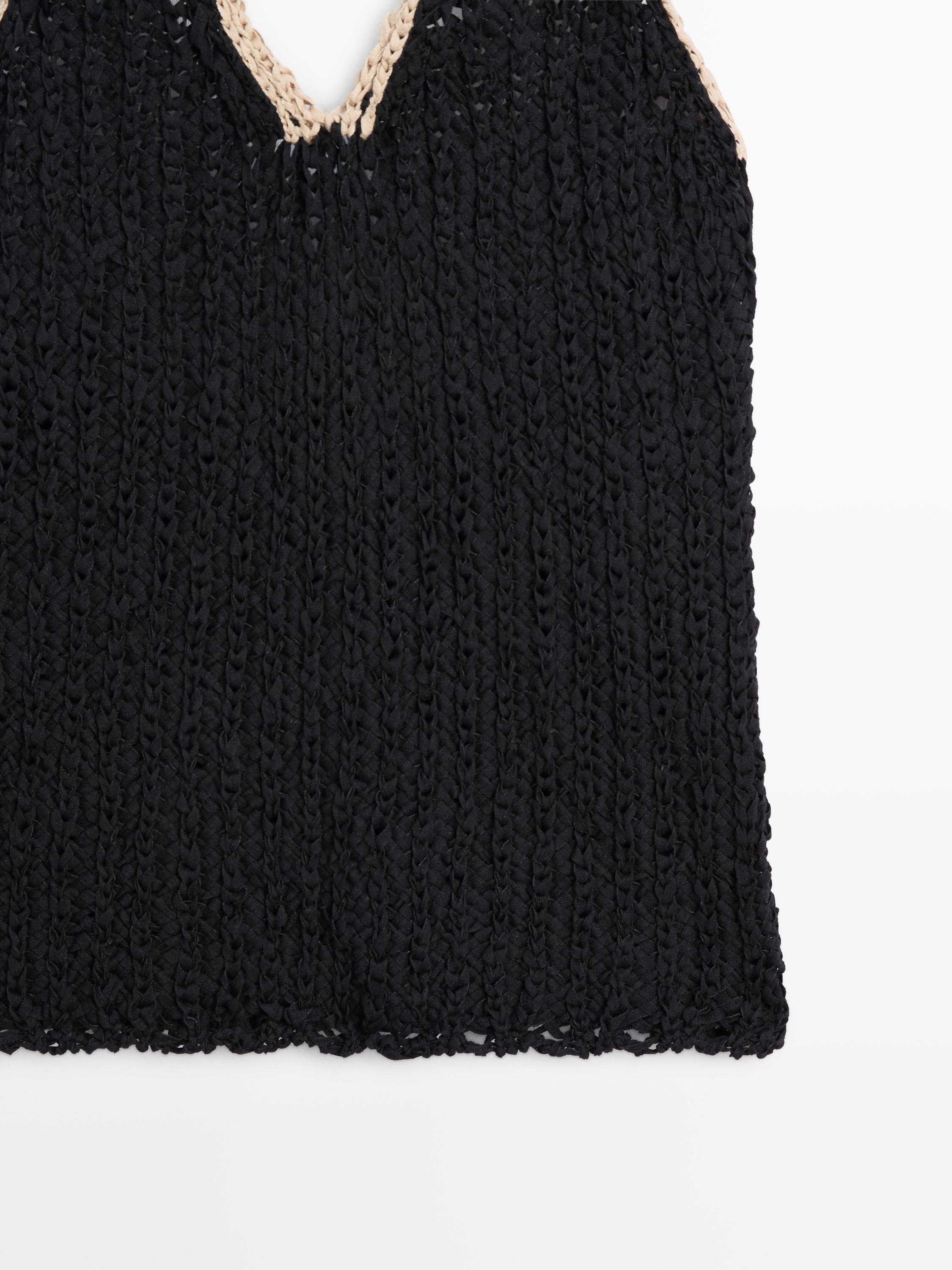 Contrast knit halter top